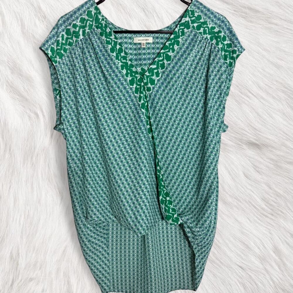 Max Studio Green Blue High Low Top | Like New | Office Boho Chic Maximalist Top